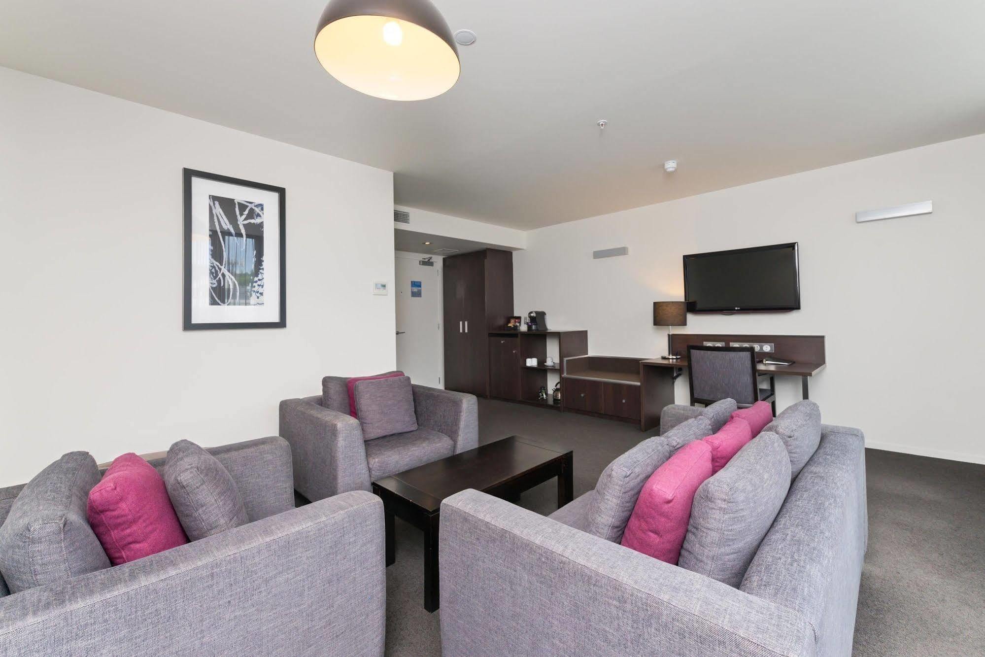 Scenic Hotel Dunedin City Exterior foto